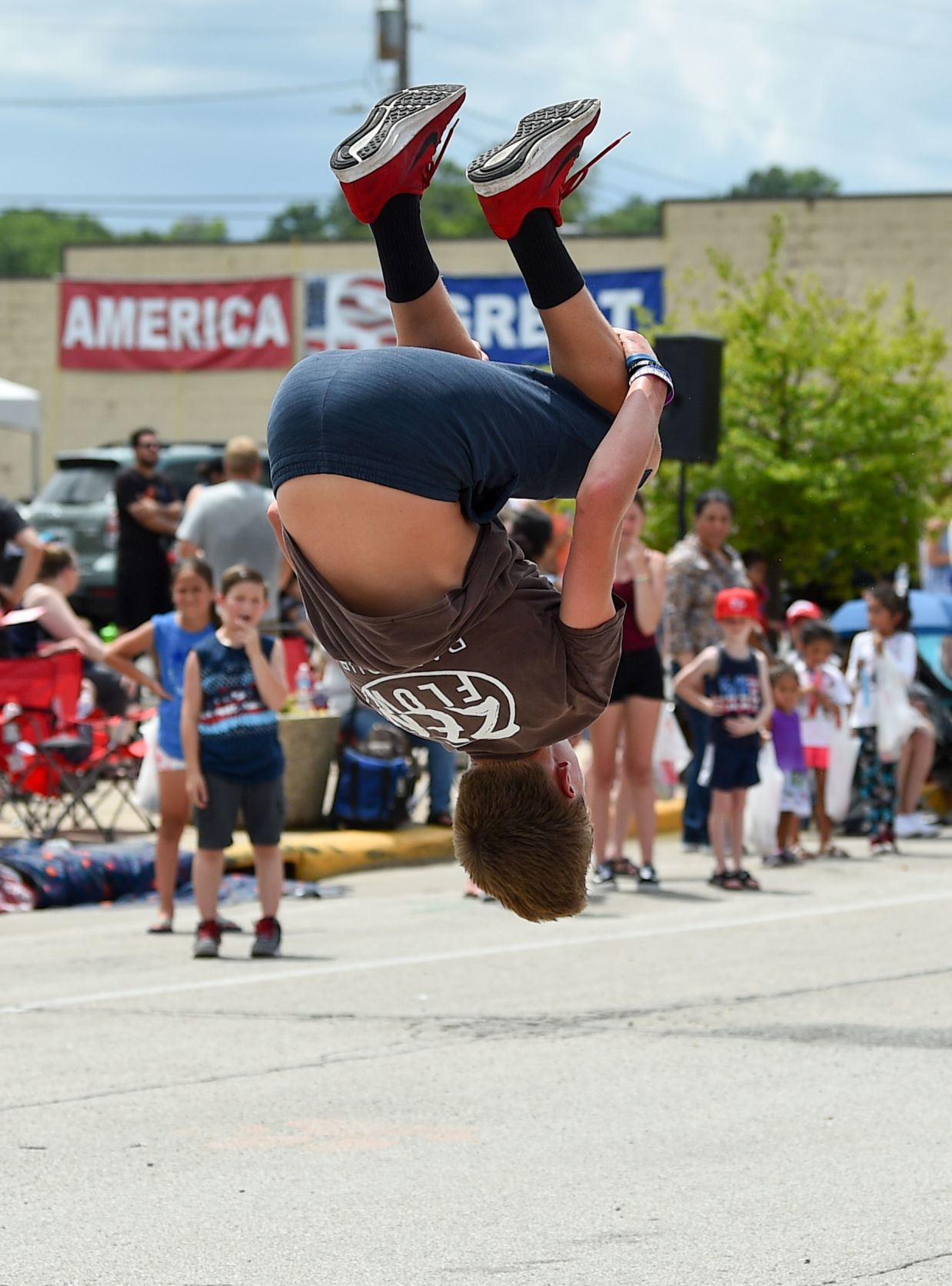 070519-mda-nws-em4thparade-038a.jpg